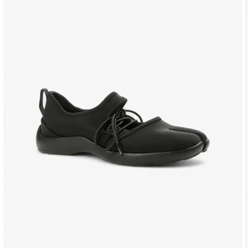 All Black Designer Brand Split-Toe Lace-Up Tabi Mary Jane Sneakers